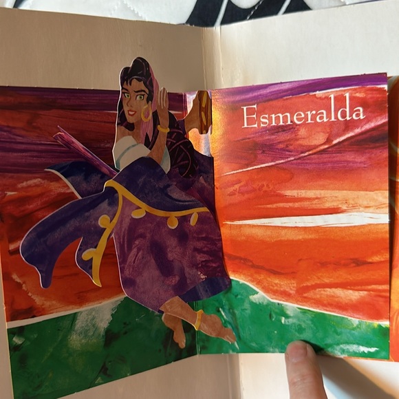 Robert Sabuda ABC Disney An Alaphabet Pop-Up Book - Picture 8 of 10